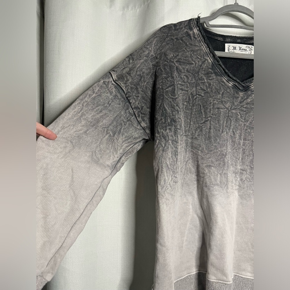 M. Rena Grey Ombré Oversized Pullover Sweater Small - Picture 5 of 9